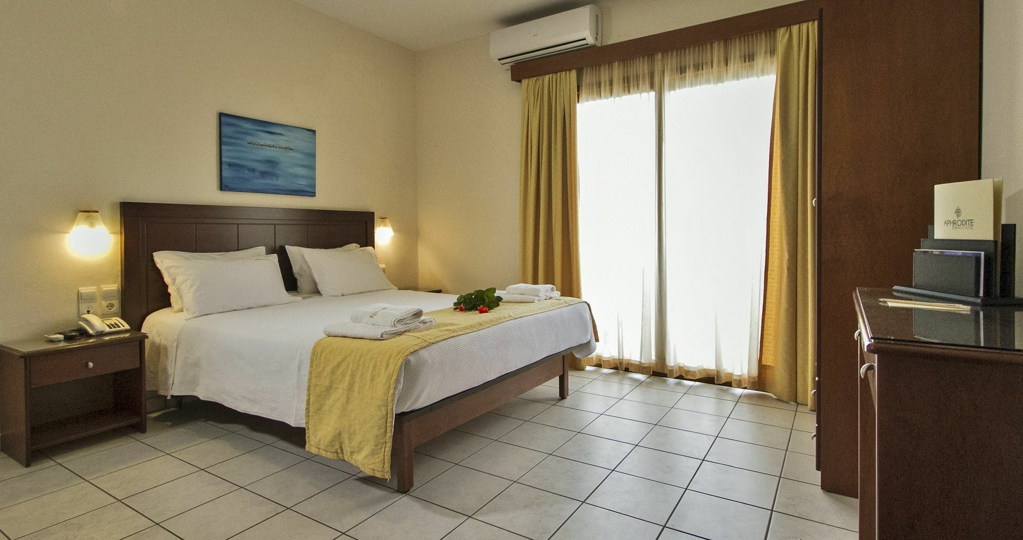 Aphrodite Aparthotel 2*